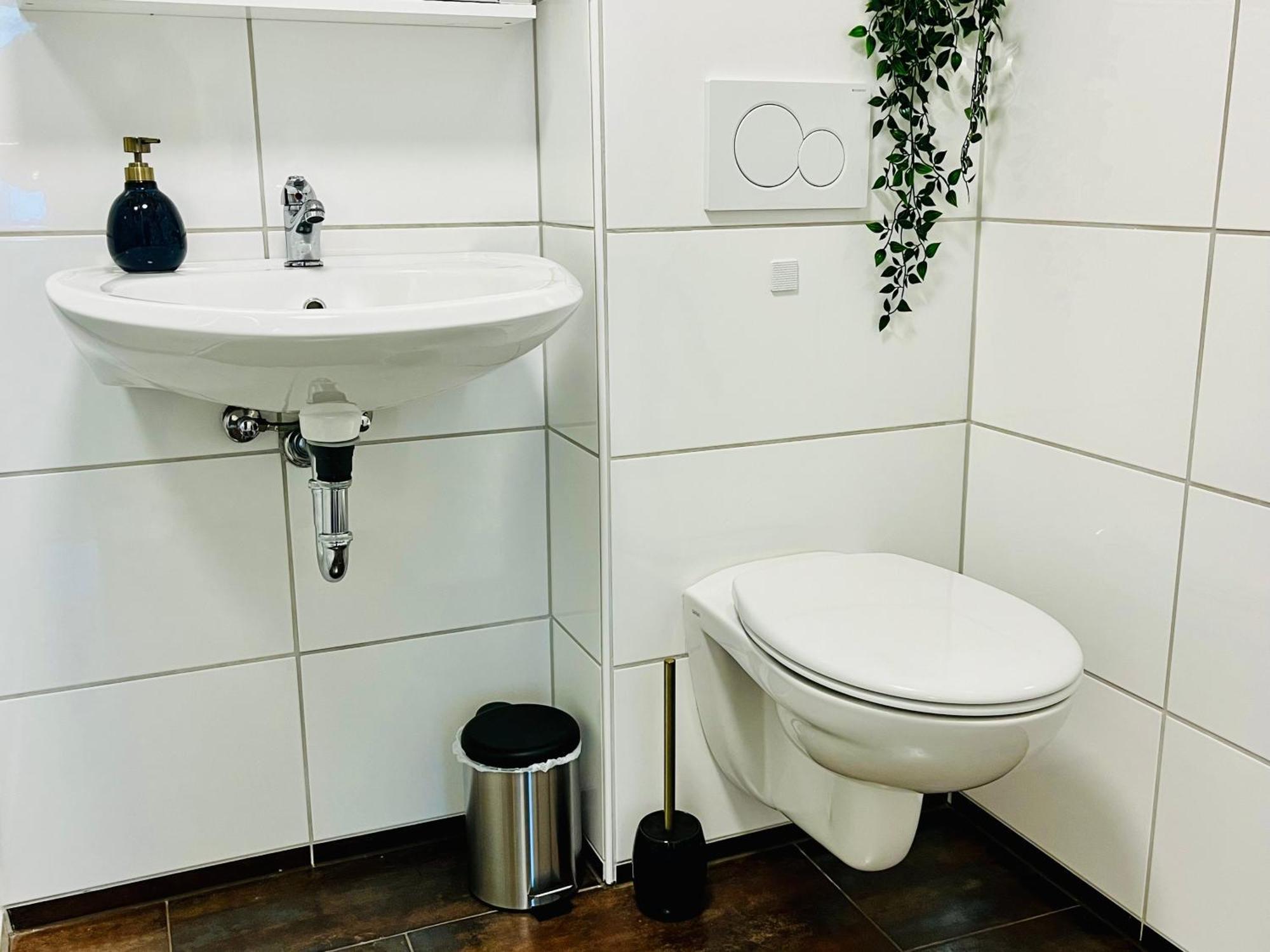Aycatcherhomes - Top Lage I Zentral I Altstadt Marburg I Naehe Fluss Lahn I Wlan I Parterre Boutique Apartment Orion Luaran gambar
